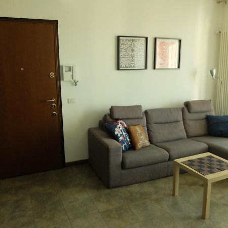 Appartement Moderno Trilocale Laura à Dalmine Extérieur photo