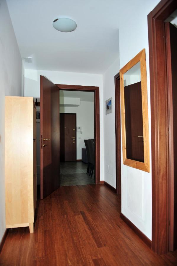 Appartement Moderno Trilocale Laura à Dalmine Extérieur photo