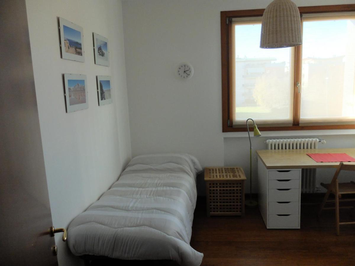 Appartement Moderno Trilocale Laura à Dalmine Extérieur photo