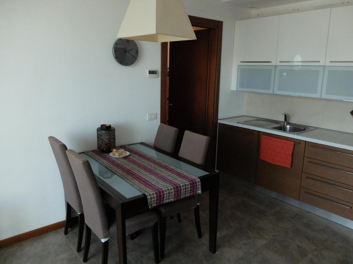 Appartement Moderno Trilocale Laura à Dalmine Extérieur photo